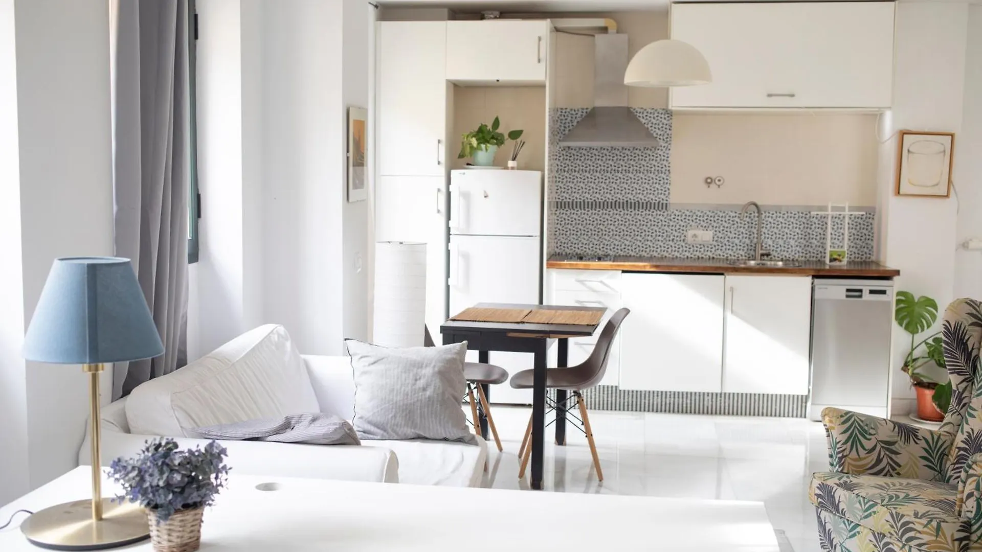 Appartement Atico Con Balcon En Pleno Centro à Séville