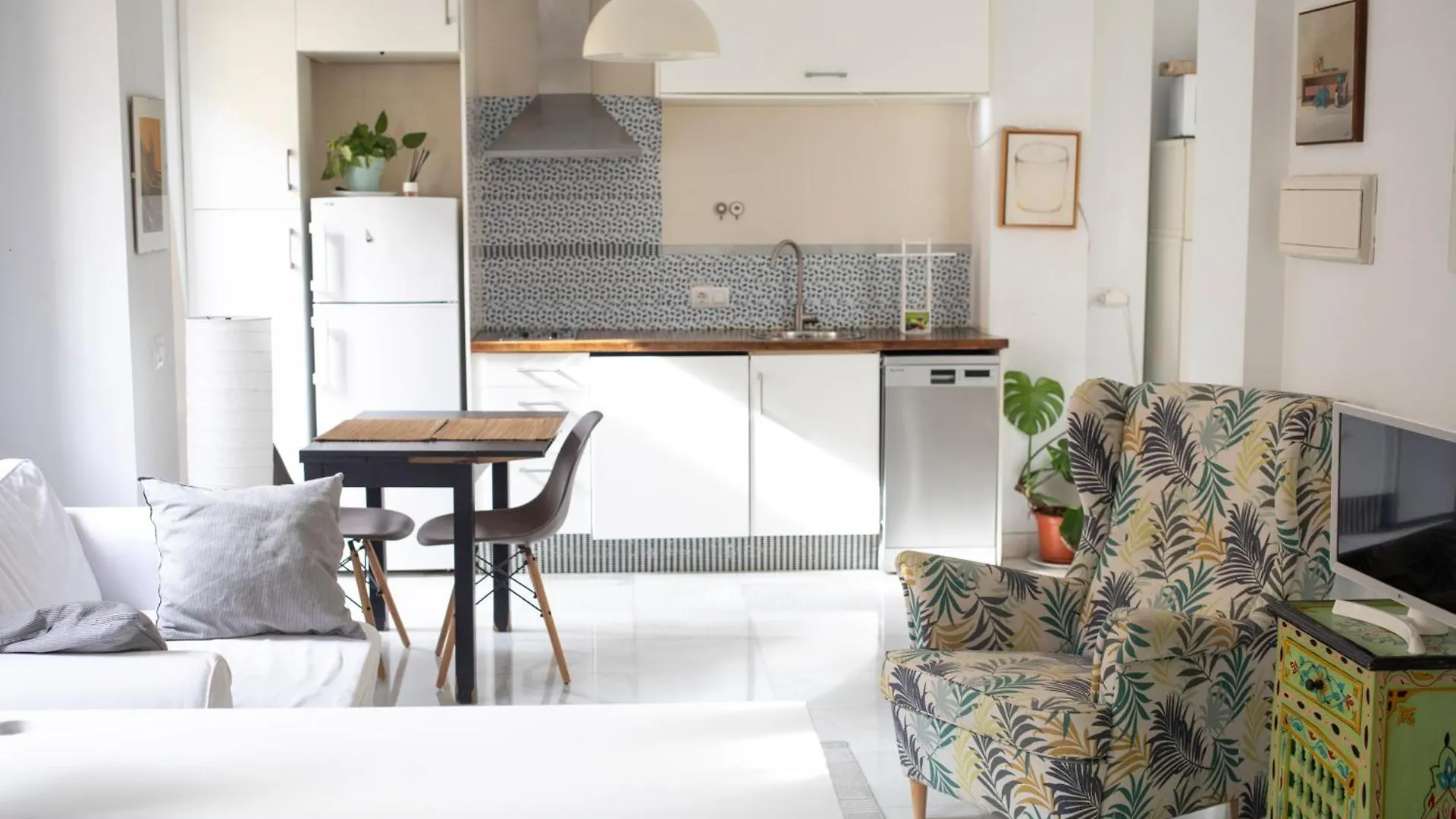 Atico Con Balcon En Pleno Centro Apartment Seville Spain